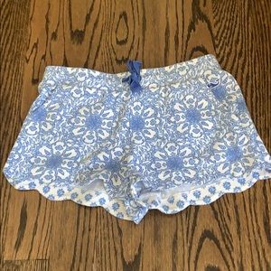Kids Vineyard Vines Shorts! (Barley worn!)